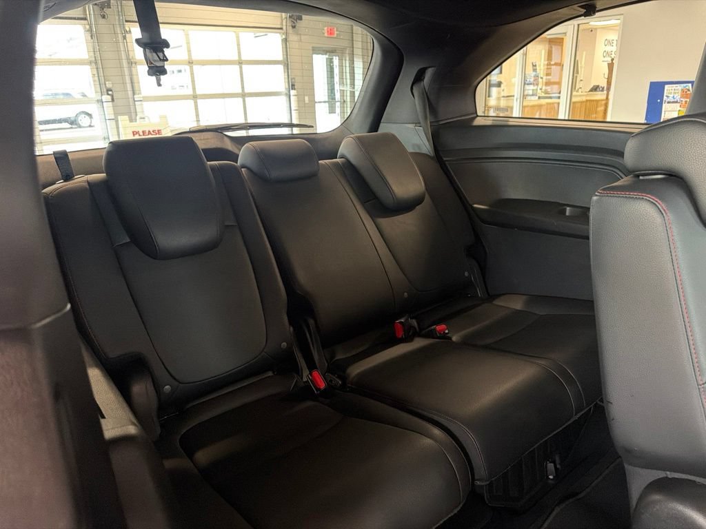 Used 2025 Honda Odyssey Sport-L image 94