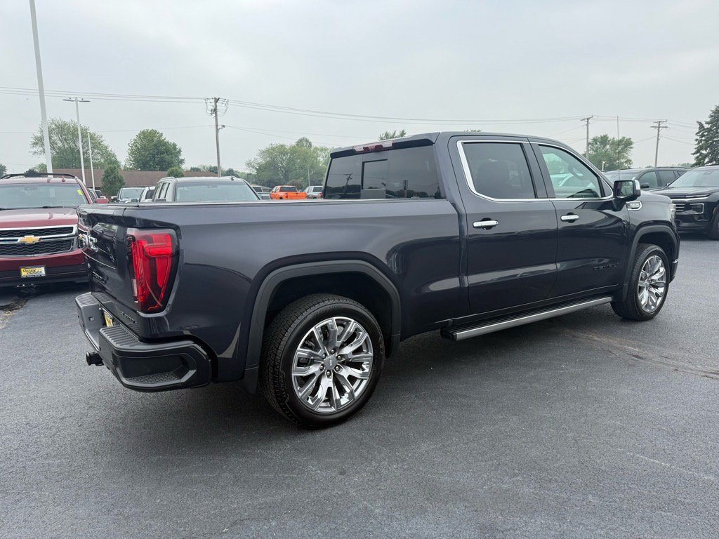 Used 2025 GMC Sierra 1500 Denali w/ Denali Reserve Package AWD/4WD image 5