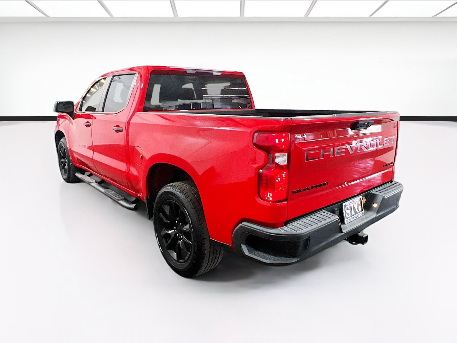 Used 2022 Chevrolet Silverado 1500 Custom w/ LPO, Dark Essentials Package RWD image 6