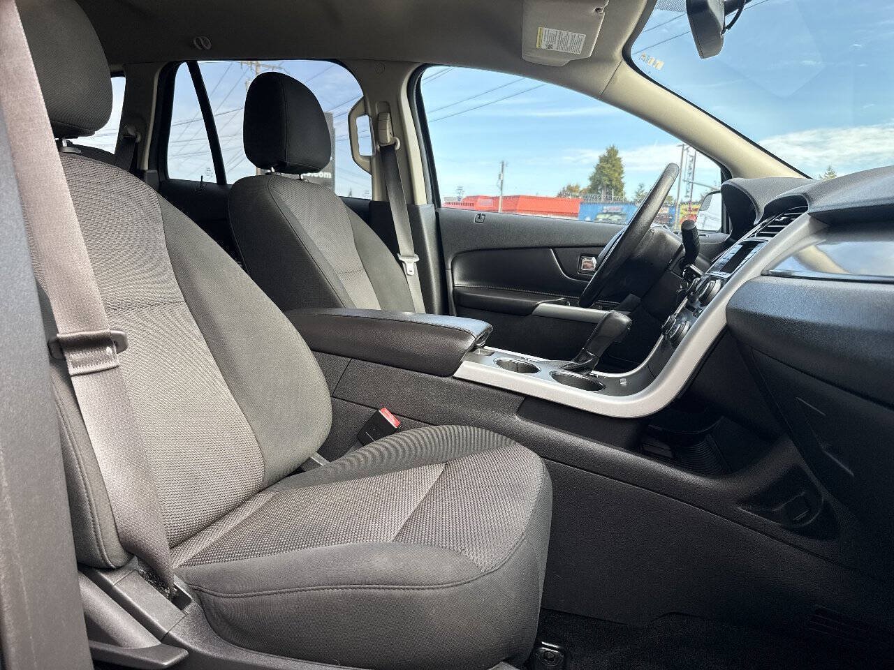 Used 2014 Ford Edge SEL AWD/4WD image 17