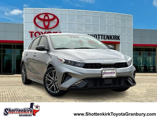 Used 2024 Kia Forte GT-Line w/ GT-Line Premium Package FWD image 1