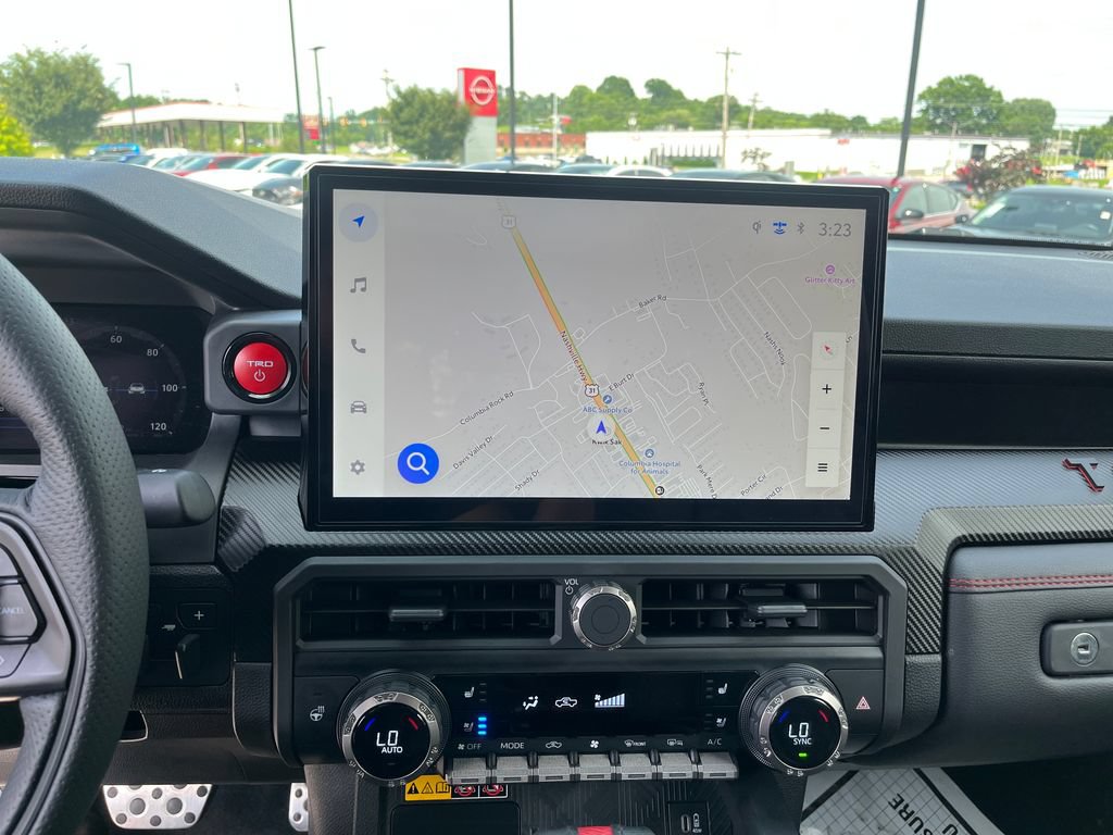 Used 2025 Toyota Tacoma TRD Pro AWD/4WD image 18