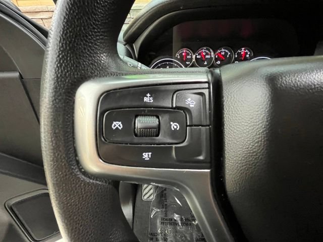 Used 2021 Chevrolet Silverado 1500 Custom w/ Custom Max Trailering Package AWD/4WD image 18