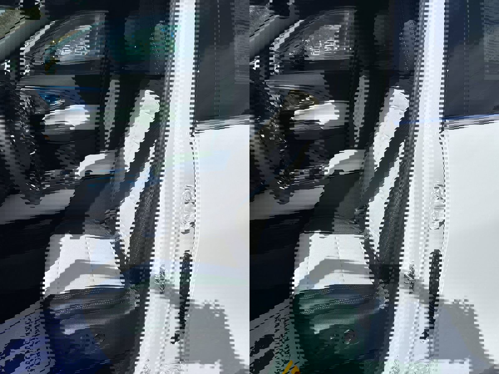 New 2026 Chevrolet Equinox EV LT image 14