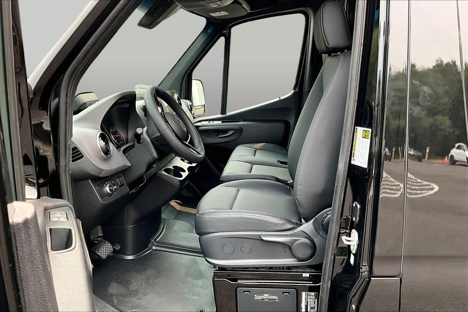 New 2026 Mercedes-Benz Sprinter 2500 image 13