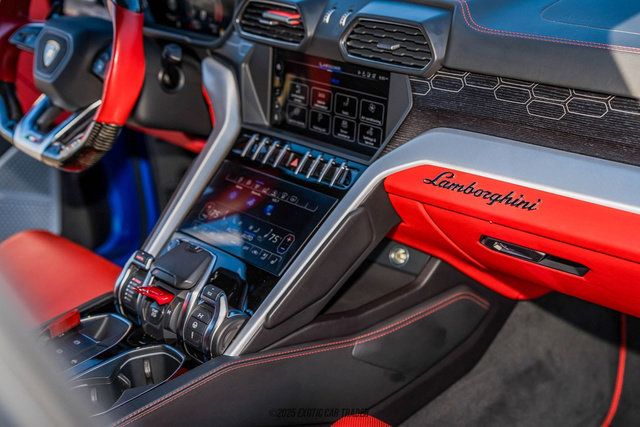 Used 2019 Lamborghini Urus image 51