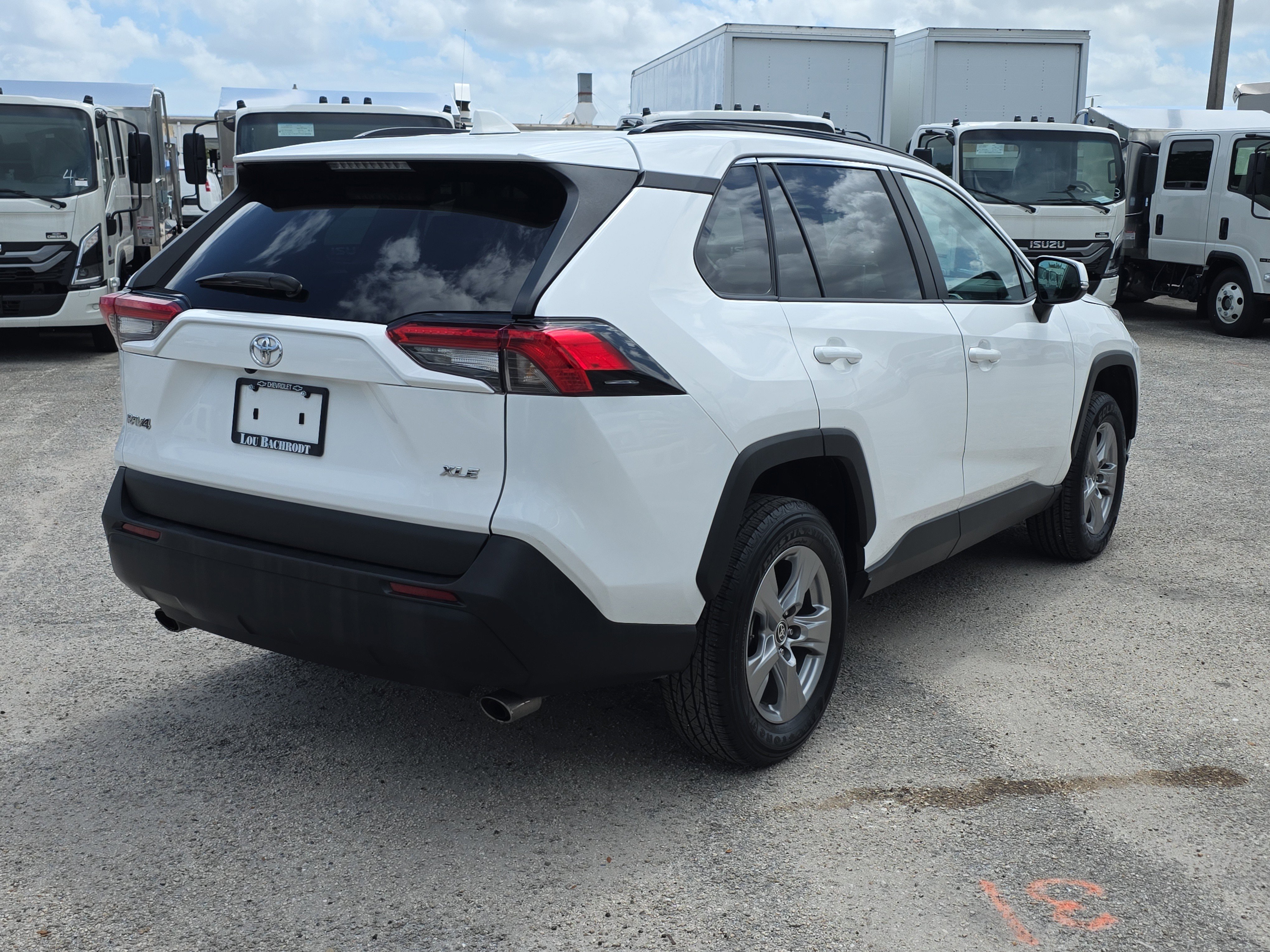 Used 2024 Toyota RAV4 XLE image 7