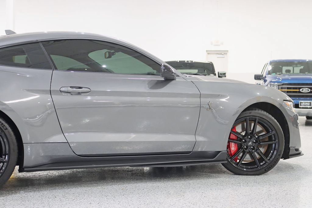 Used 2021 Ford Mustang Shelby GT500 RWD image 11