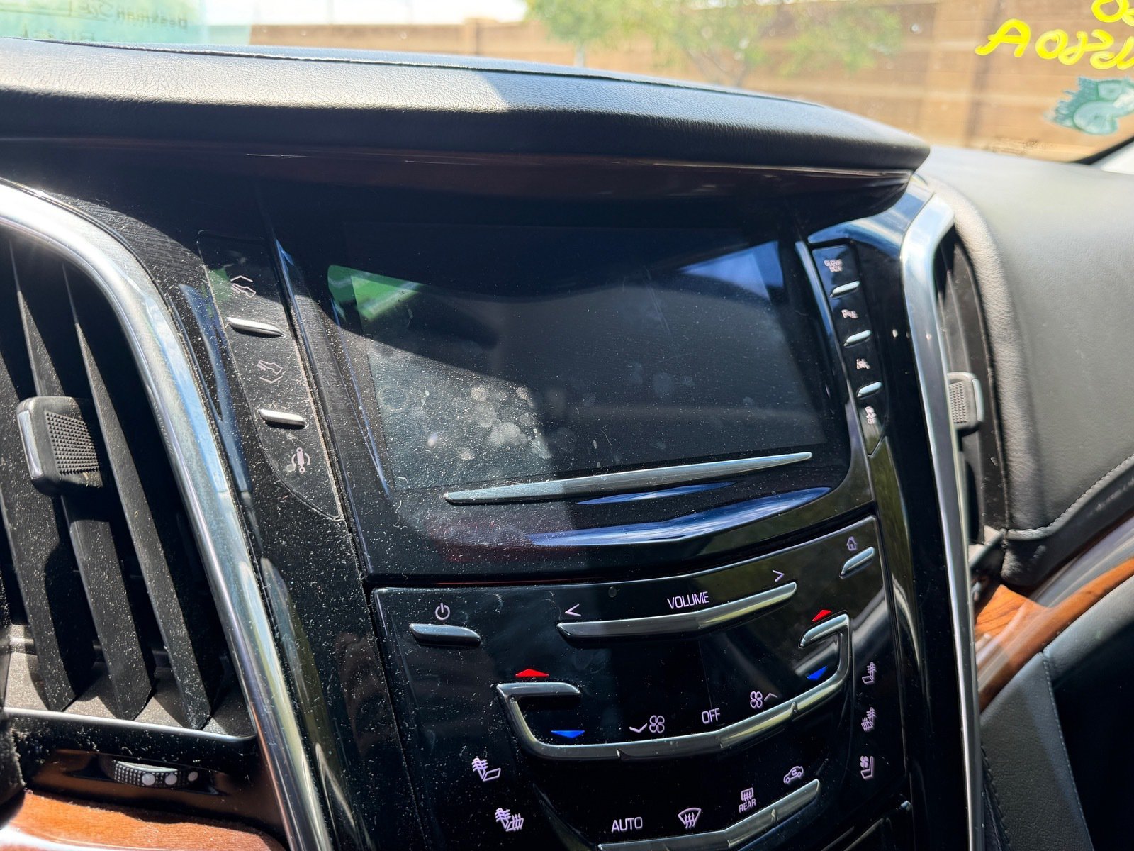 Used 2016 Cadillac Escalade ESV Luxury RWD image 8