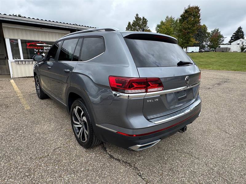 Used 2022 Volkswagen Atlas SEL image 6