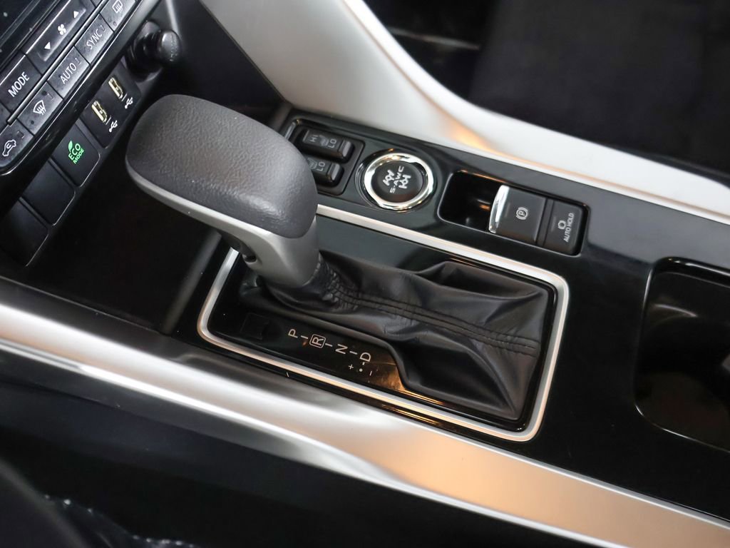 Used 2025 Mitsubishi Eclipse Cross SE image 46