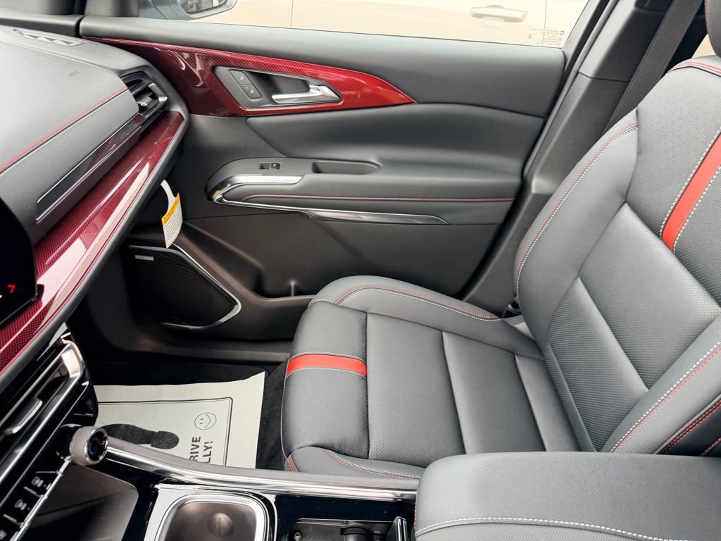 New 2026 Chevrolet Traverse RS w/ LPO, Floor Liner Package image 27