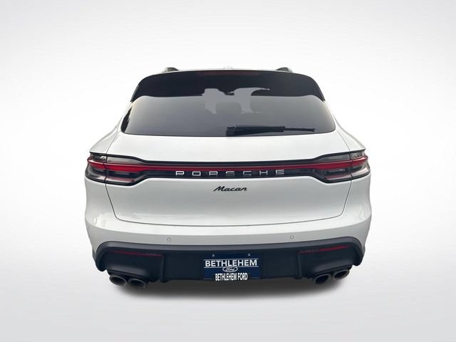 Used 2022 Porsche Macan AWD/4WD image 4