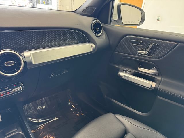 Certified 2026 Mercedes-Benz GLB 250 image 43