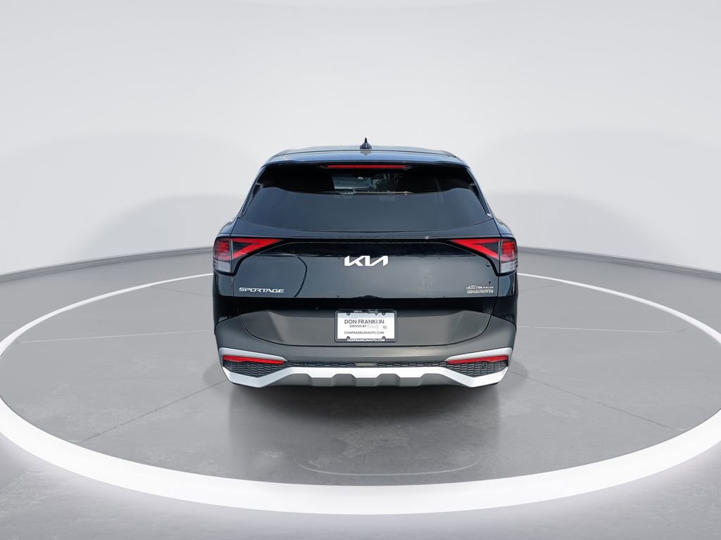 Used 2025 Kia Sportage EX image 7
