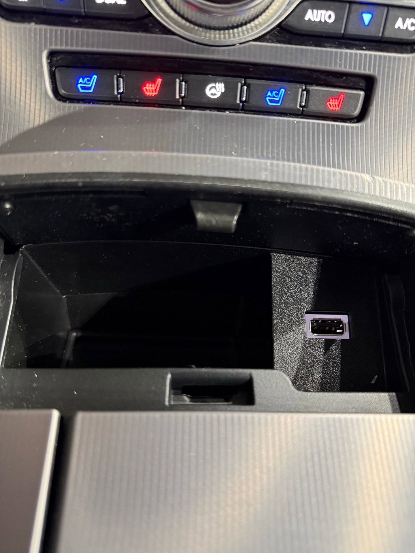 Used 2020 Lincoln MKZ Reserve w/ Monochromatic Package image 74