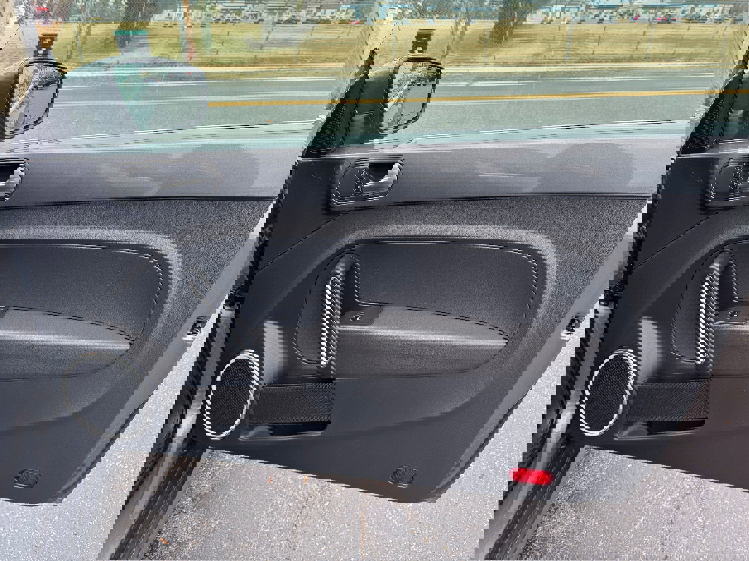 Used 2013 Volkswagen Beetle 2.5 image 23