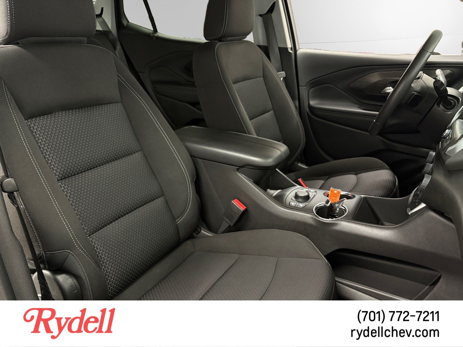 Used 2024 GMC Terrain SLE w/ Driver Convenience Package AWD/4WD image 16