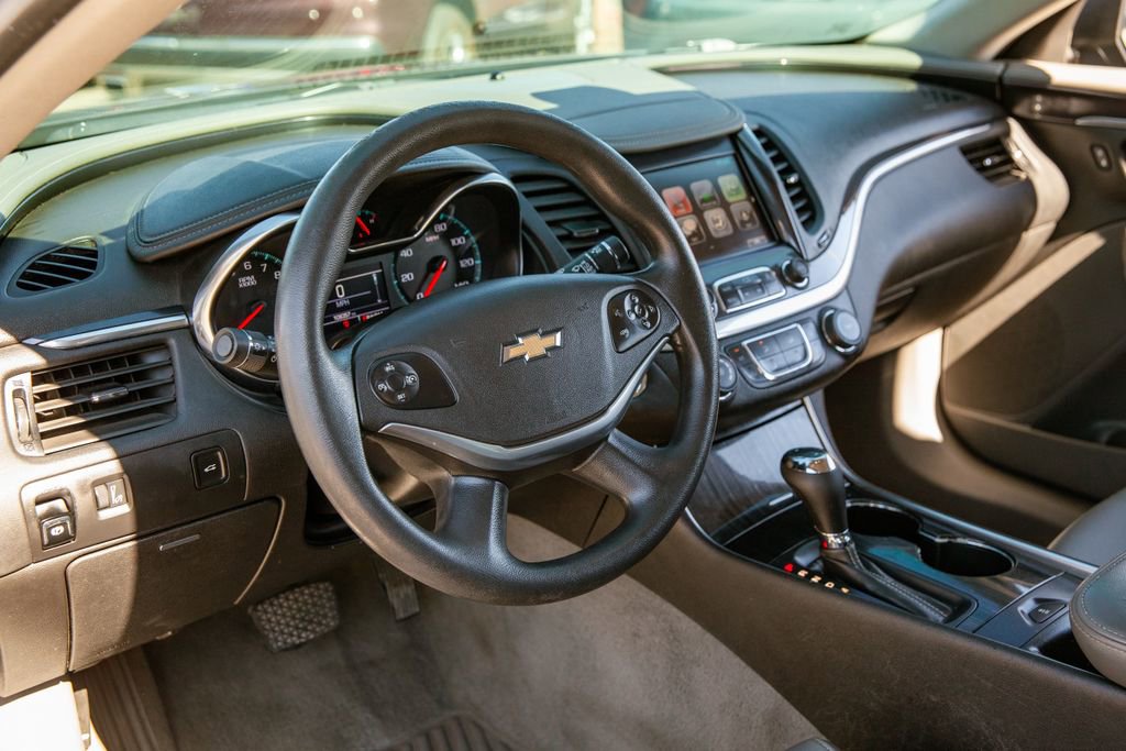Used 2018 Chevrolet Impala LS FWD image 10