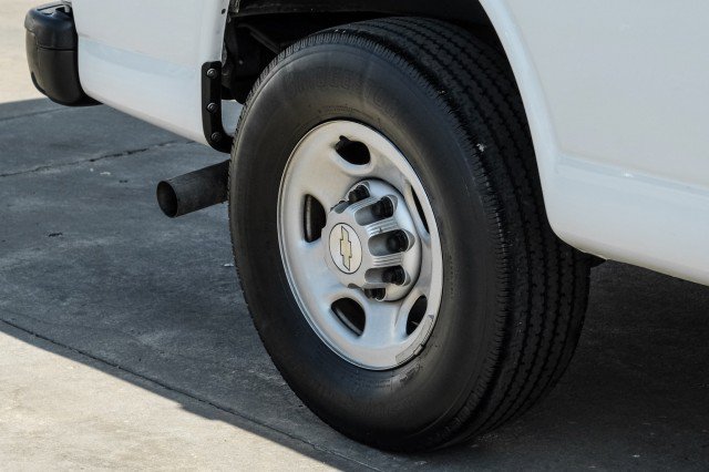 Used 2022 Chevrolet Express 2500 Extended w/ Driver Convenience Package RWD image 41