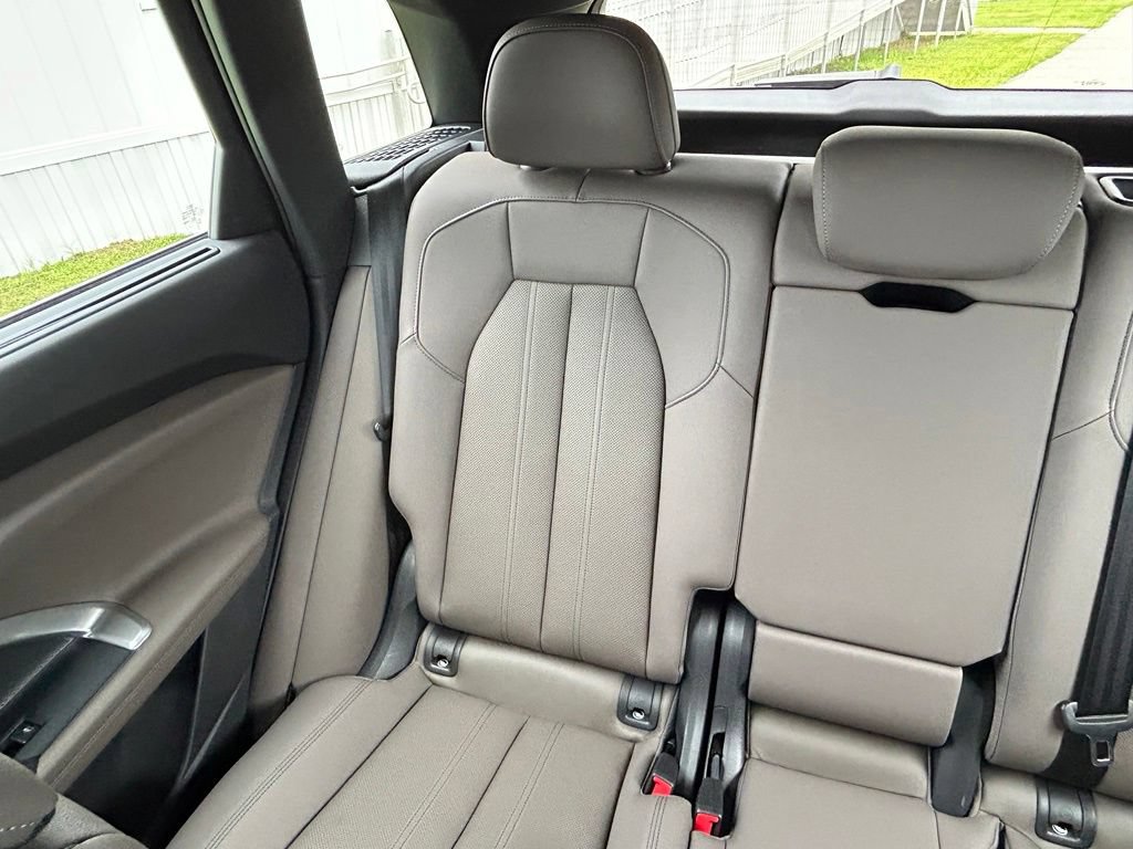 Used 2025 Audi Q5 Premium Plus AWD/4WD image 12
