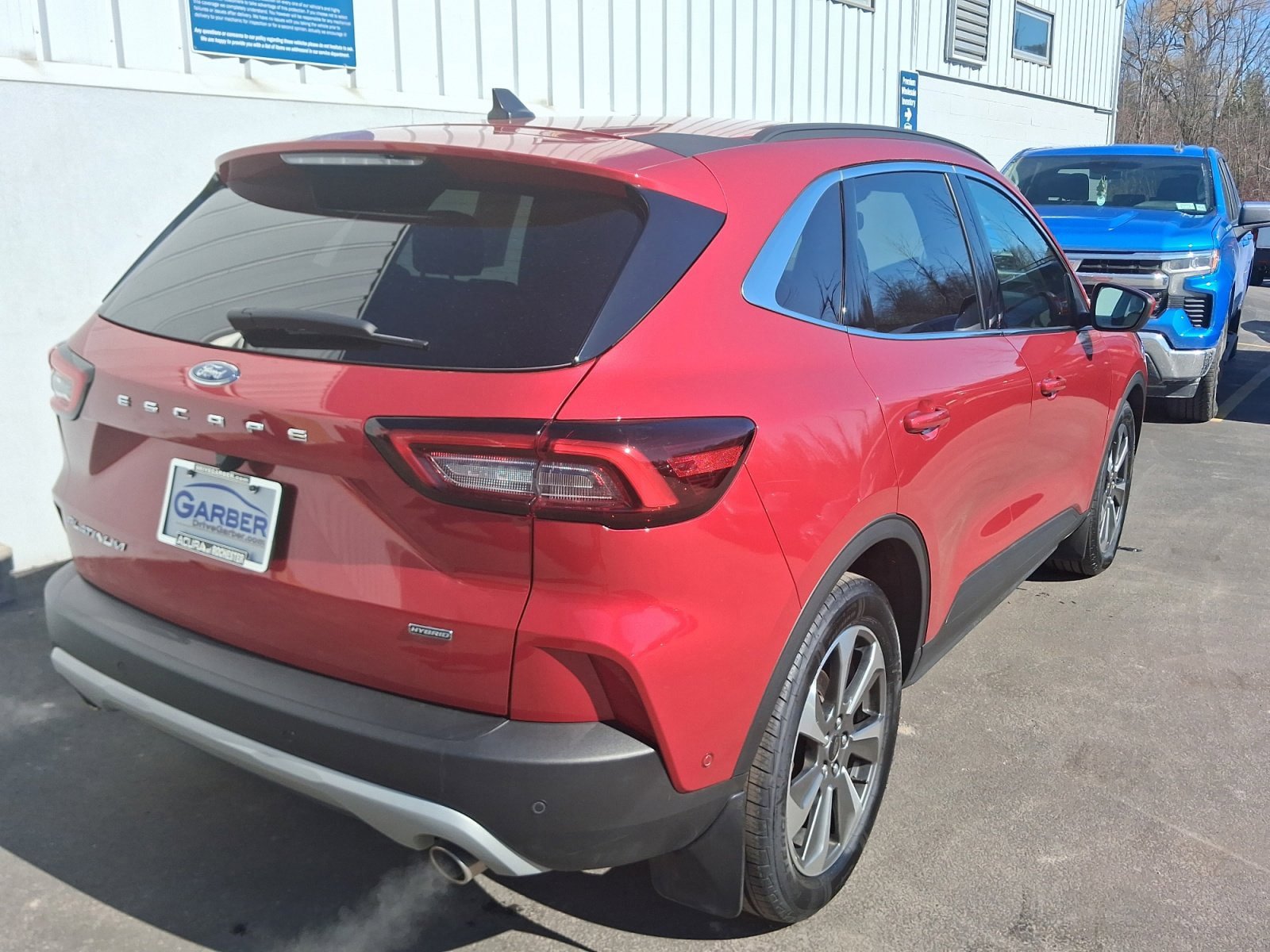 Used 2023 Ford Escape Platinum w/ Premium Technology Package image 32