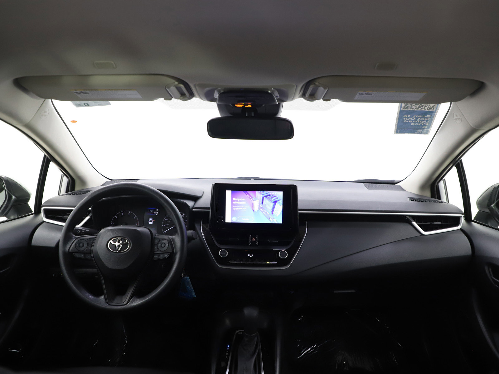 Used 2024 Toyota Corolla LE image 13