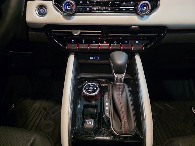 Used 2024 GMC Canyon AT4X image 22