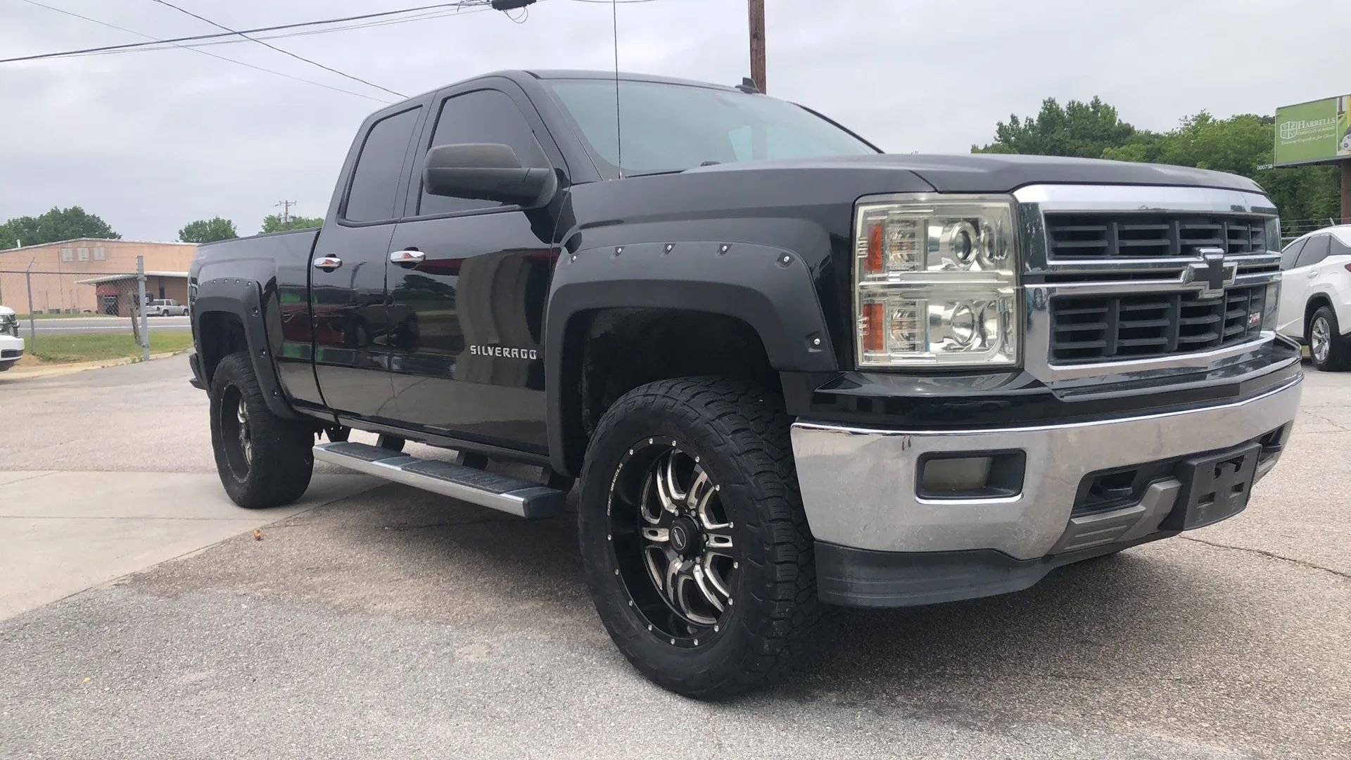 Used 2014 Chevrolet Silverado 1500 LT w/ LT Convenience Package AWD/4WD image 4