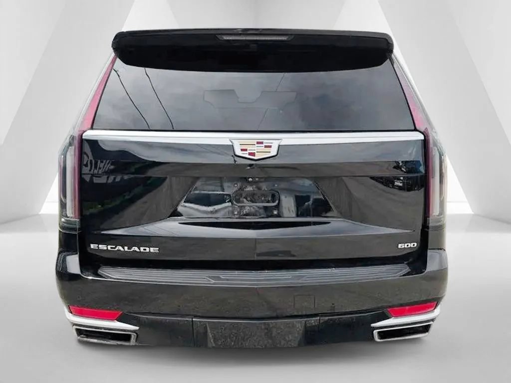 Used 2023 Cadillac Escalade Premium Luxury AWD/4WD image 6