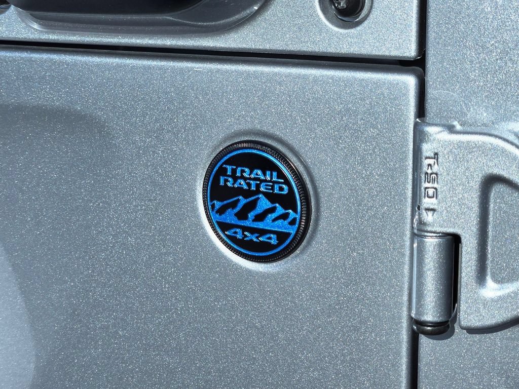 Used 2021 Jeep Wrangler Unlimited Sahara AWD/4WD image 10