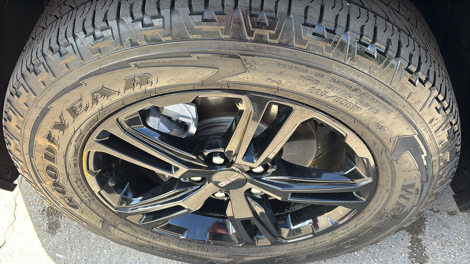 Certified 2023 GMC Terrain AT4 w/ LPO, Floor Liner Package AWD/4WD image 14