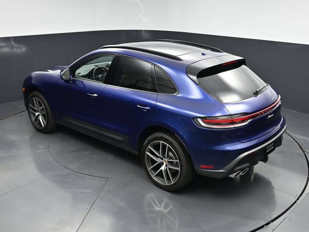 Used 2024 Porsche Macan w/ Premium Plus Package AWD/4WD image 16