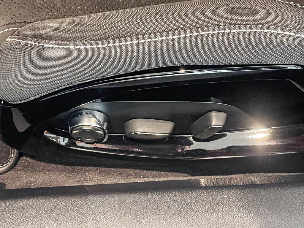 New 2026 Chevrolet Corvette Stingray Preferred Cpe image 29