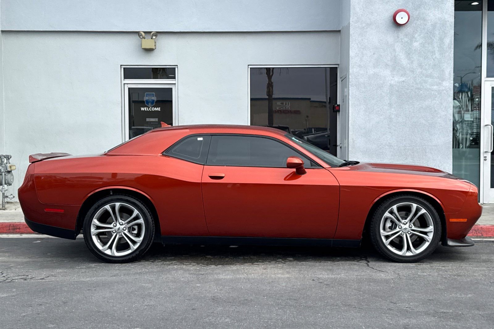 Used 2022 Dodge Challenger GT w/ Plus Package RWD image 3