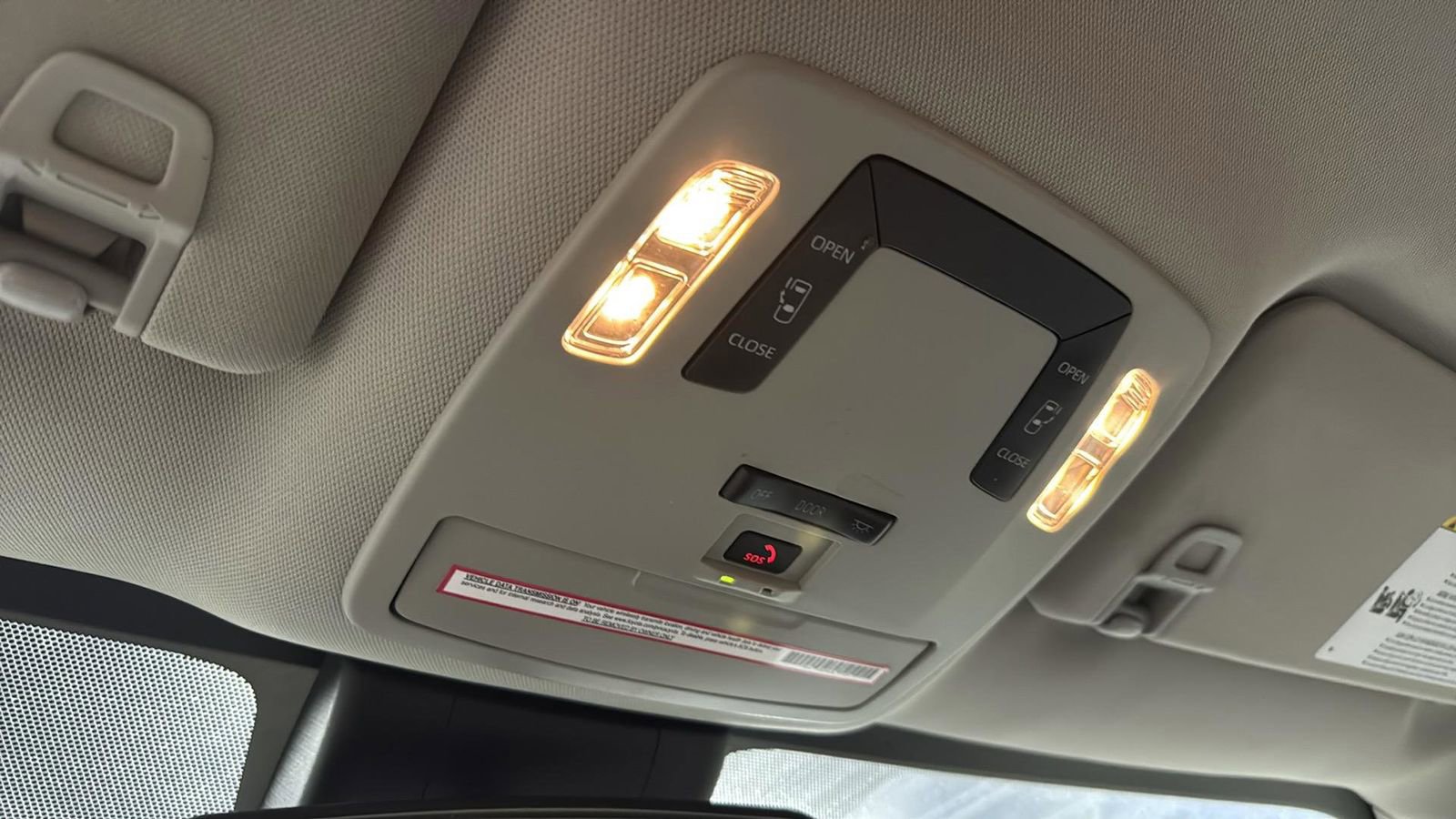 Used 2024 Toyota Sienna LE image 21