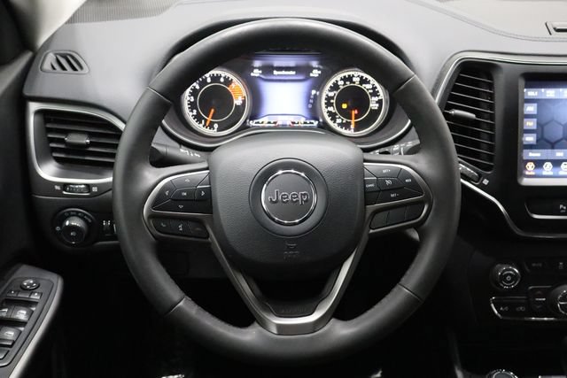 Used 2021 Jeep Cherokee Latitude Lux w/ Comfort/Convenience Group AWD/4WD image 23