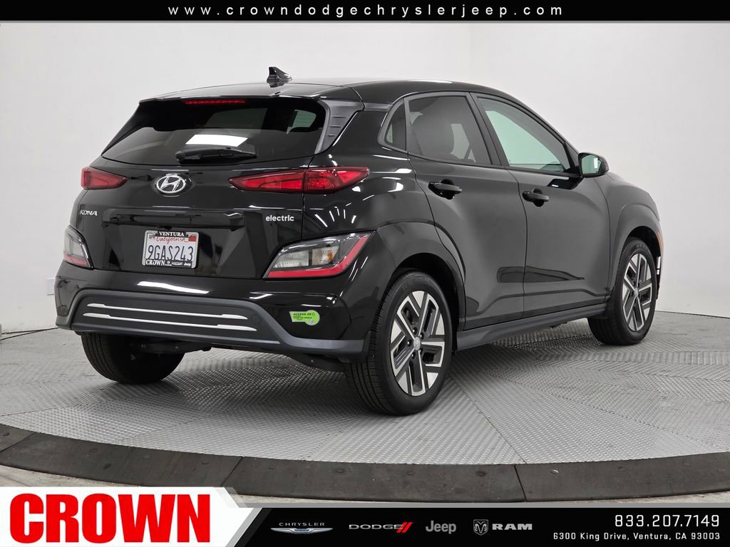 Used 2023 Hyundai Kona SE FWD image 7