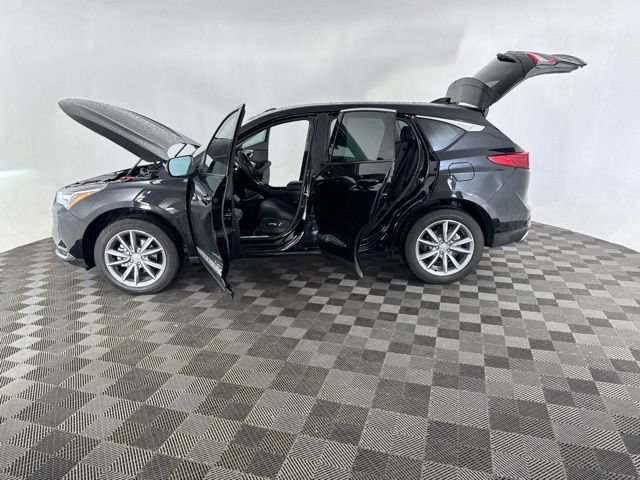Used 2023 Acura RDX FWD w/ Technology Package image 11