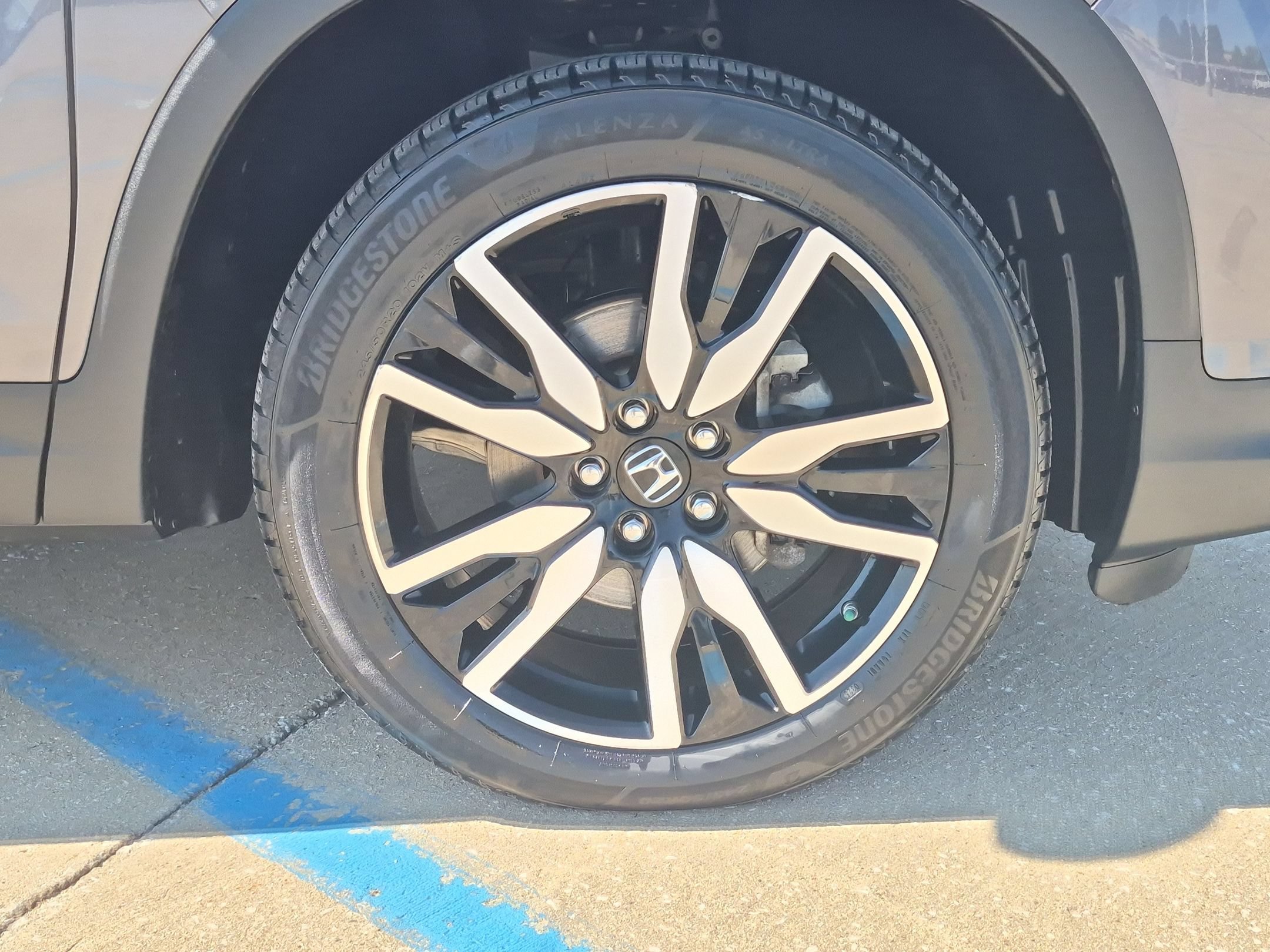 Certified 2019 Honda Pilot Elite image 39