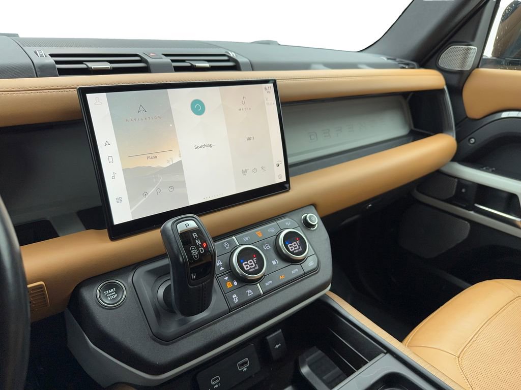 Used 2023 Land Rover Defender 130 First Edition AWD/4WD image 23