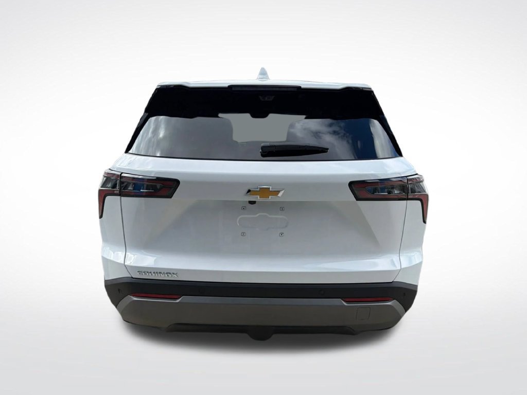 New 2026 Chevrolet Equinox LT w/ Safety and Technology Package FWD image 7