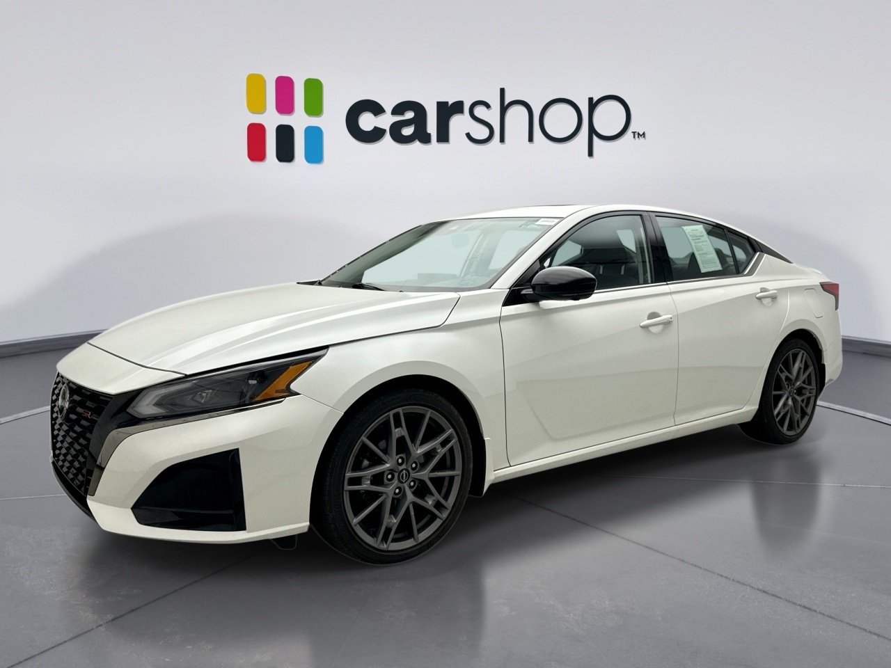 Used 2023 Nissan Altima 2.0 SR FWD image 1