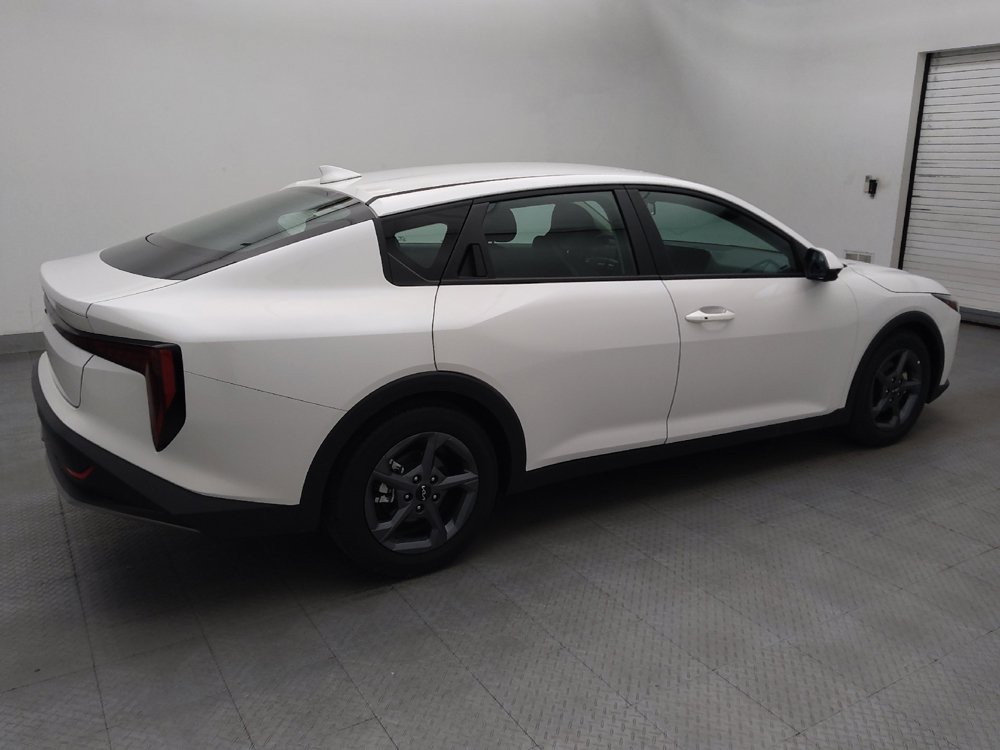 Used 2025 Kia K4 FWD image 10