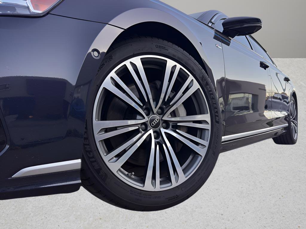 Used 2023 Audi A8 L 3.0T image 31