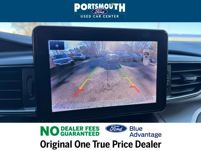 Used 2022 Ford Explorer XLT w/ Equipment Group 202A image 13