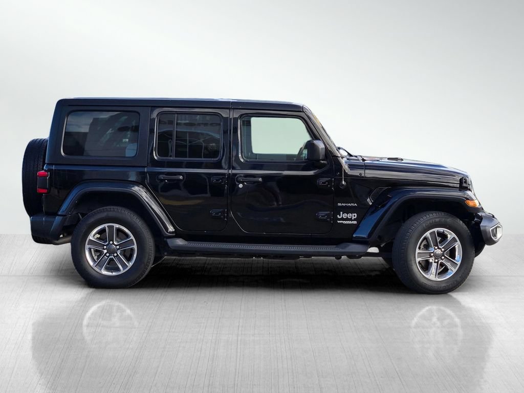 Used 2019 Jeep Wrangler Unlimited Sahara w/ Safety Group AWD/4WD image 3