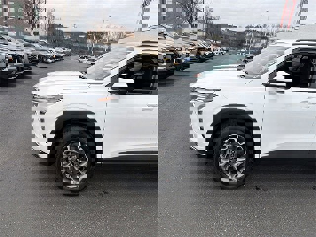 New 2026 Chevrolet Trax LT w/ Driver Confidence Package image 9