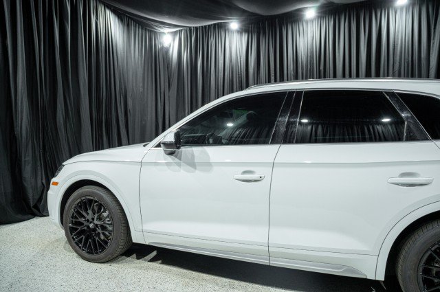 Used 2019 Audi Q5 2.0T Premium w/ Convenience Package AWD/4WD image 5