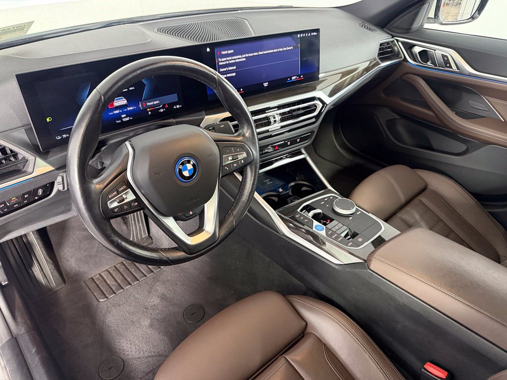 Used 2023 BMW i4 eDrive40 w/ Premium Package RWD image 11